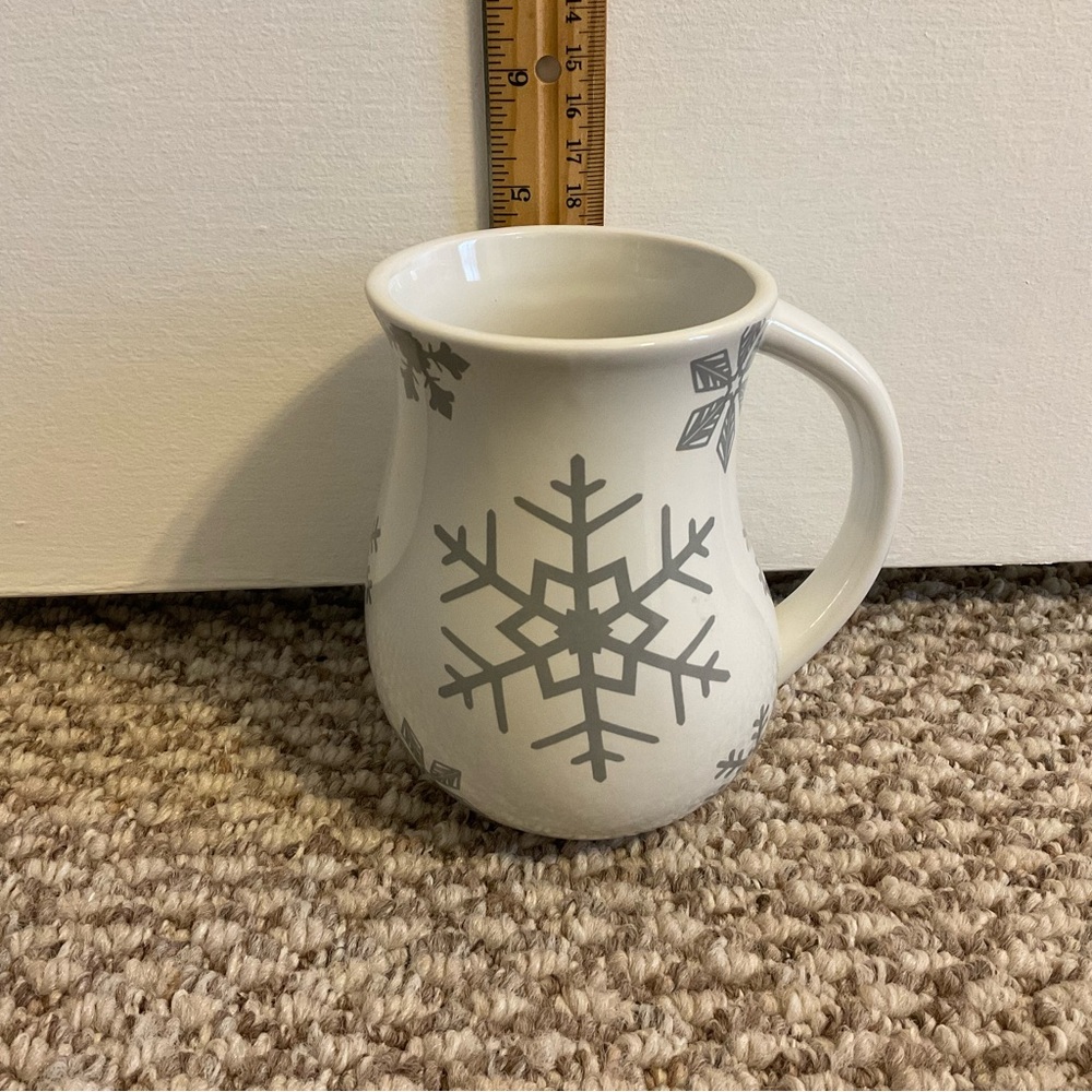 NWOT - Temptations by Tara Snowflake Mug Set - Picture 14 of 15